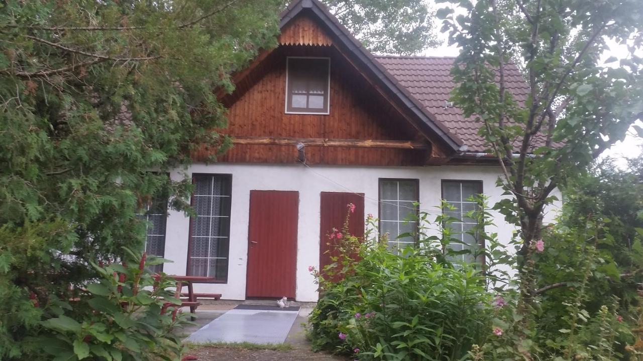 F 106 Vendeghaz Hotel Fertőhomok Buitenkant foto